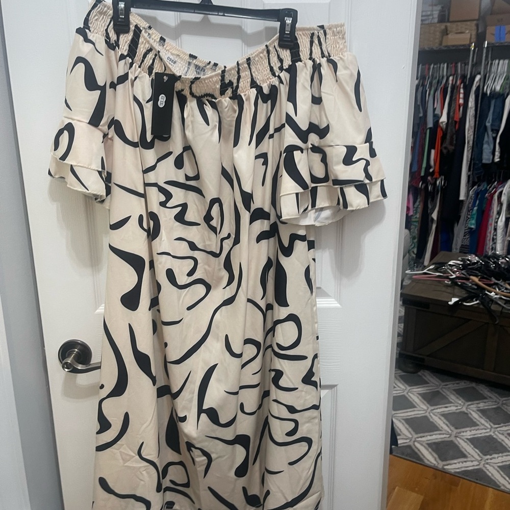 Kara and Kate Off-Shoulder Black and Cream Mini Dress